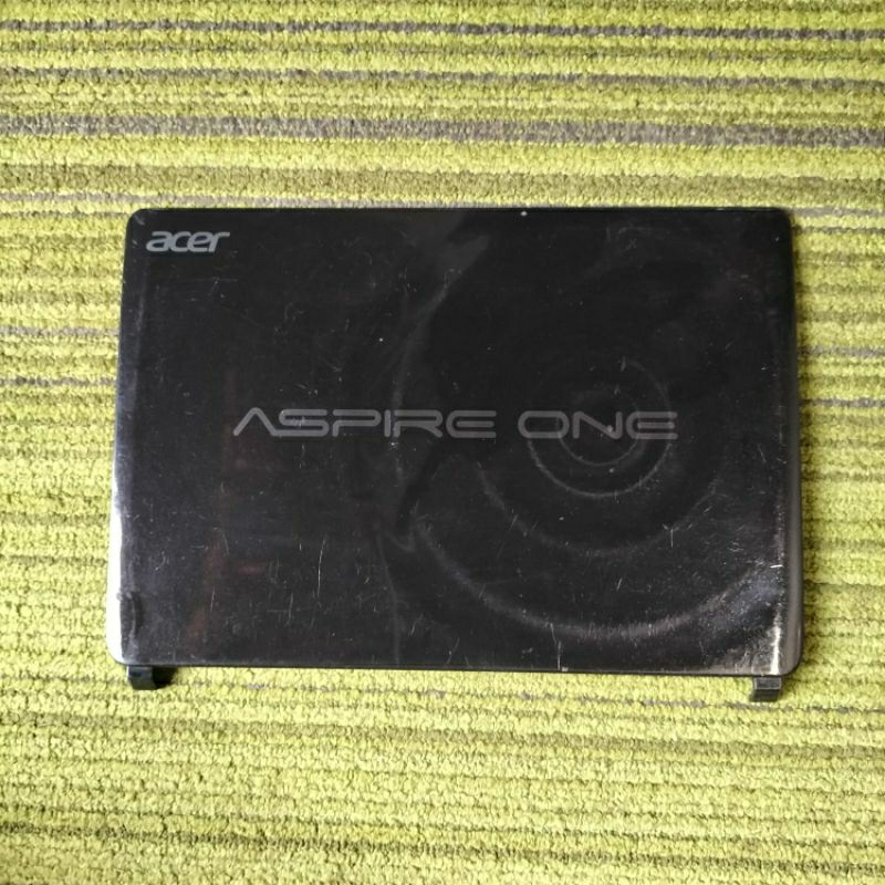 Kesing Case Casing LCD Laptop ACER Aspire One D270