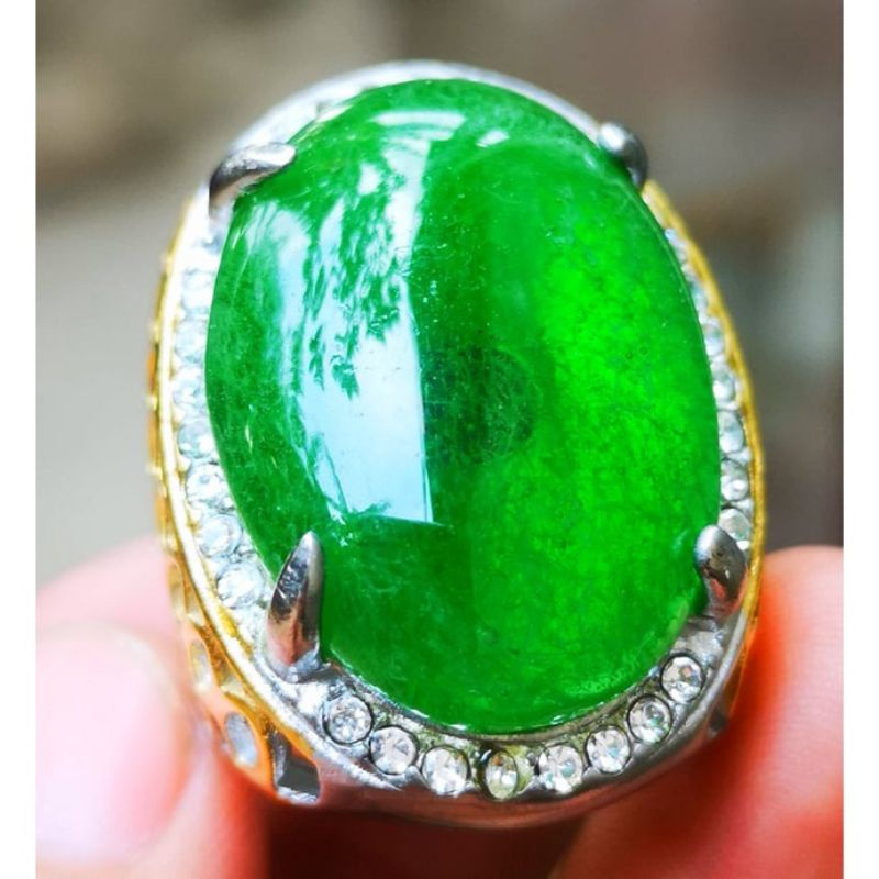 Batu permata zamrud Kalimantan jumbo super crystal