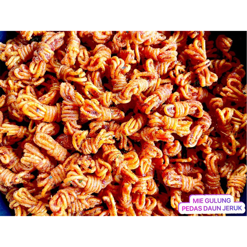

MIE GULUNG PEDAS POOL