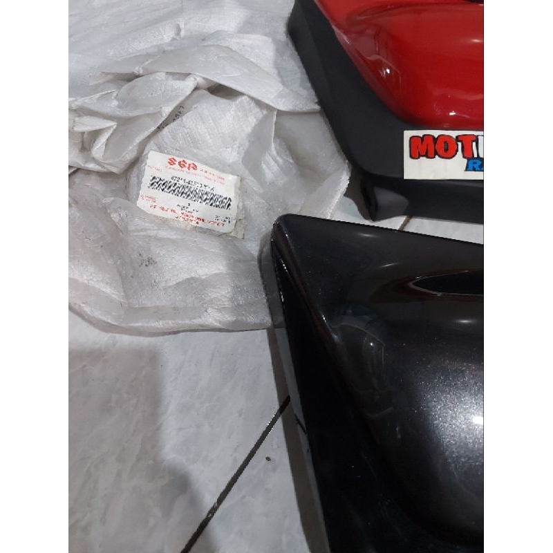 tutup aki kiri suzuli thunder 125 original sgp asli