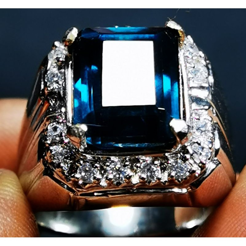 Batu natural london blue topaz
