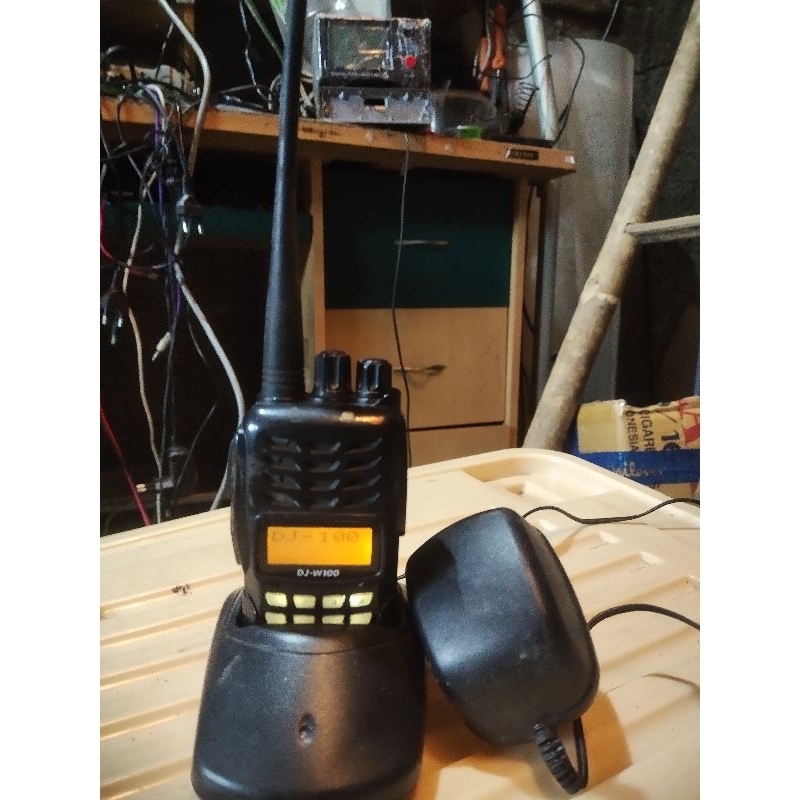 HT ALINCO DJ W100 VHF ALINCO DJ-W100