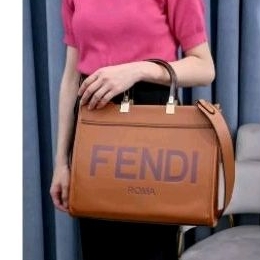 FENDI TOTE BAG PREMIUM bekas pakai masih bagus banget