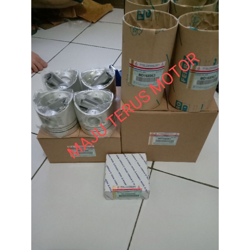 LINER KIT BURING PISTON RING PISTON L300 DIESEL 4D56