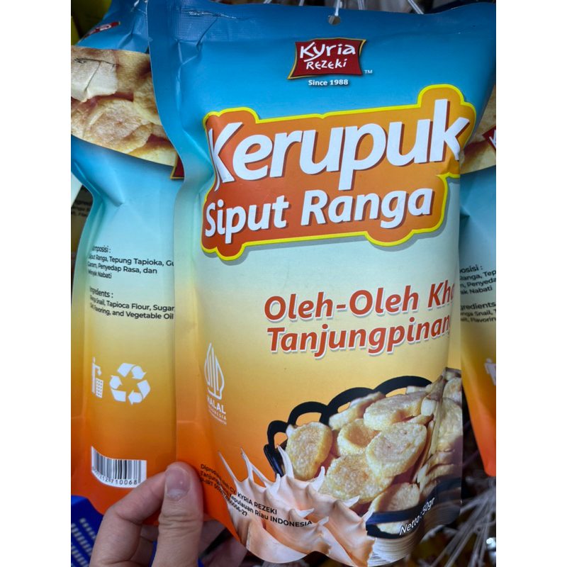 

CemilanBintan( kerupuk Siput Ranga & stik kentang)