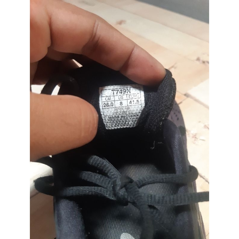 Sepatu asic gel kayano 24 black size 41,5