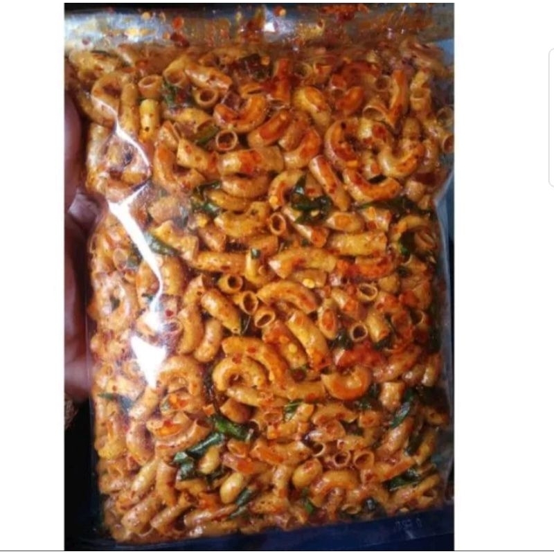 

makaroni bantat-makaroni pedas-cemilan