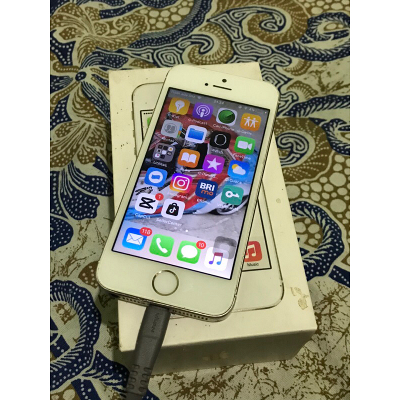 iphone 5S 32gb