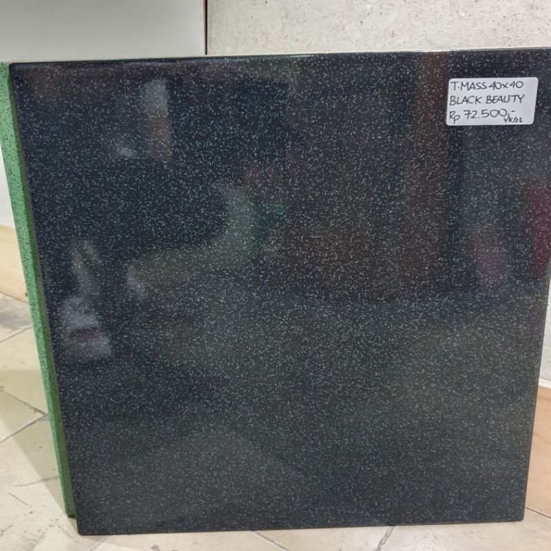 keramik lantai teras rumah makam MASS 40x40 BLACK BEAUTY hitam bintik