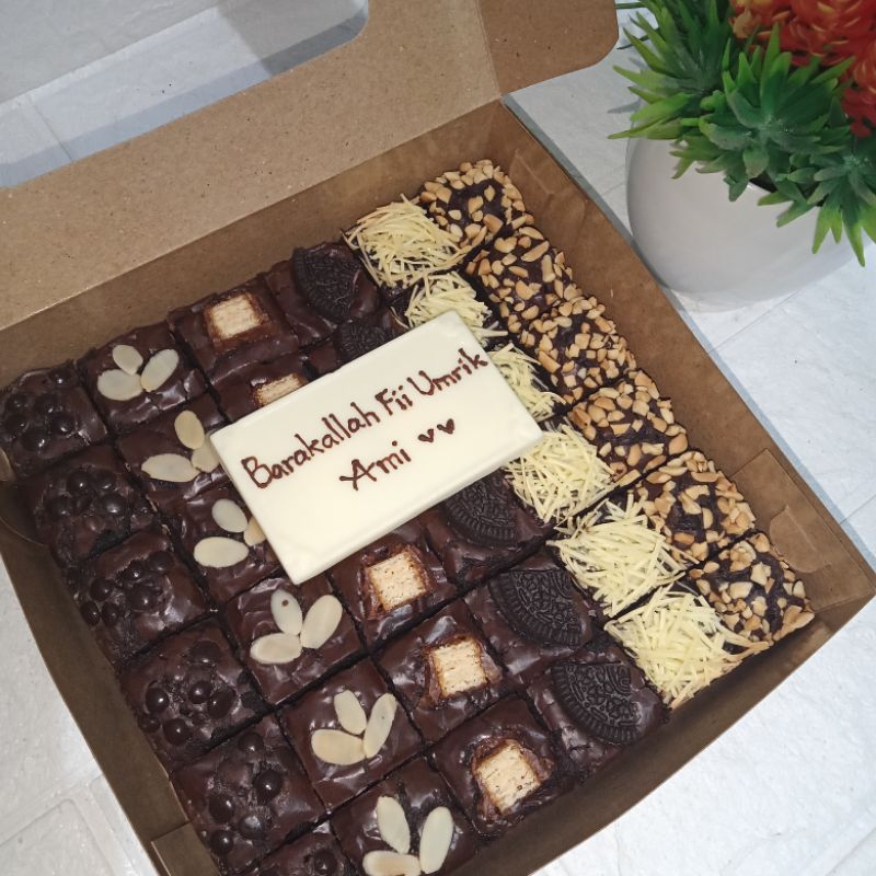 Brownies Panggang Gift 20x20