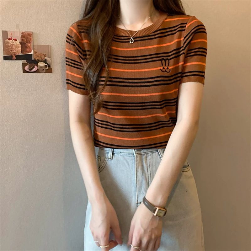 Kaos wanita style Korea