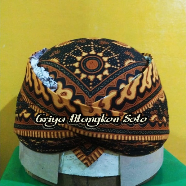 Blangkon Jawa Lemesan Model Banyumasan