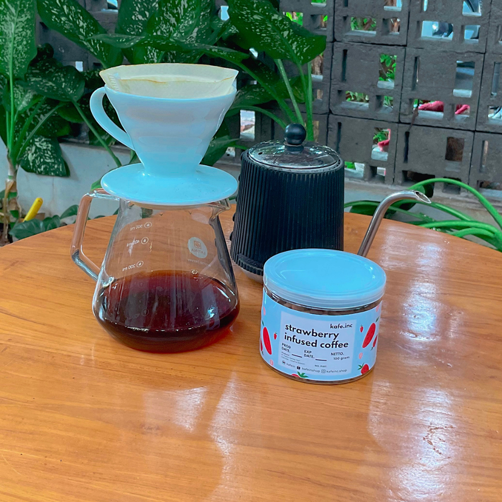 

PROMO Strawberry Infused Coffee Kafein 100 gram