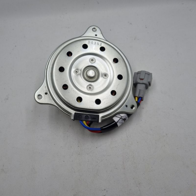 MOTOR FAN NISSAN MARCH