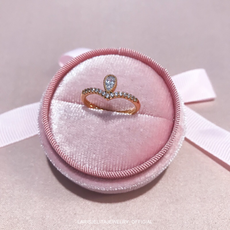 Code:4375 - Cincin V Listring Diamon Gold