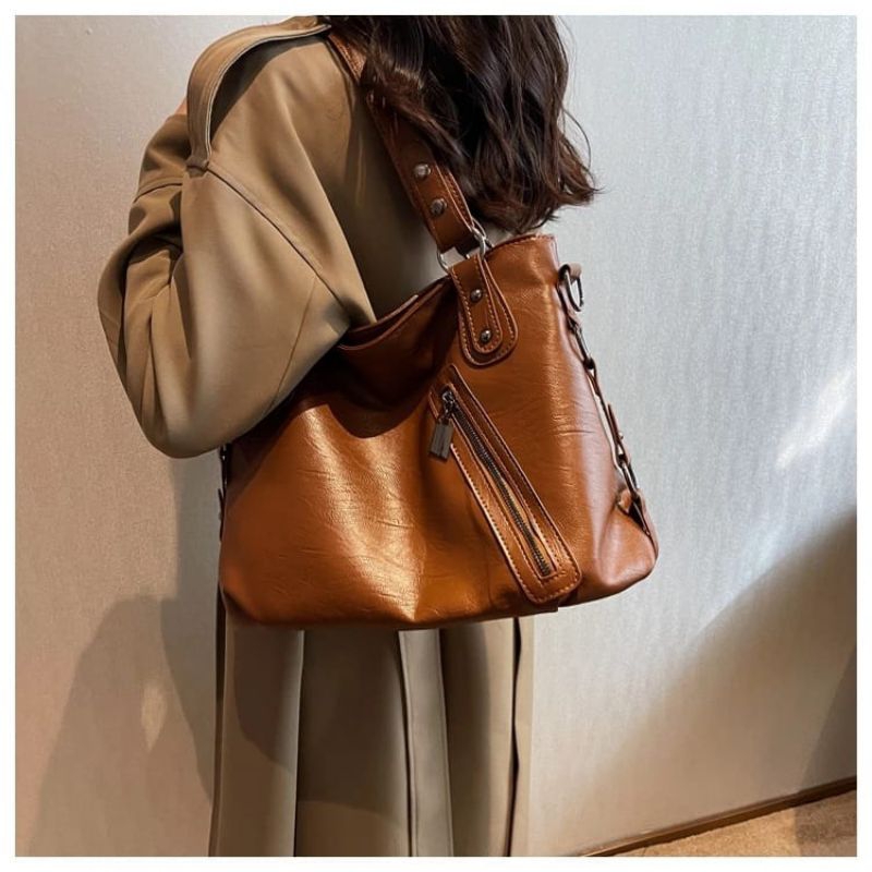 Tas wanita cantik impor bahan PU sintesis kualitas bagus murah