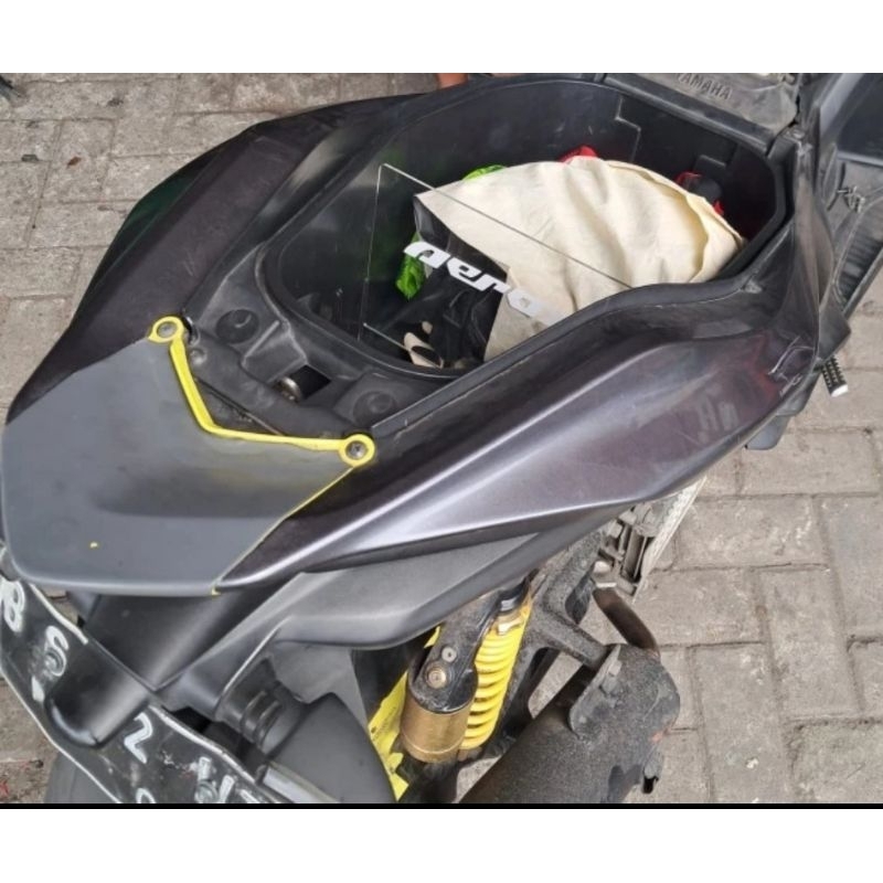 Sekat Bagasi AEROX Accessories Luggage Box