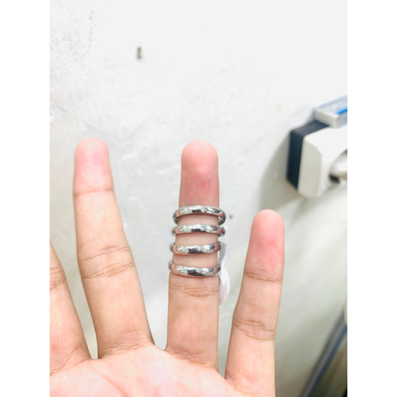 cincin titanium polos putih