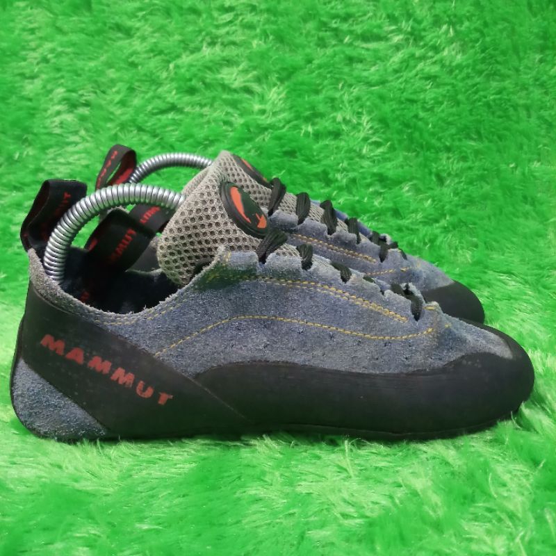 Sepatu panjat MAMMUT climbing shoe original - Size 40