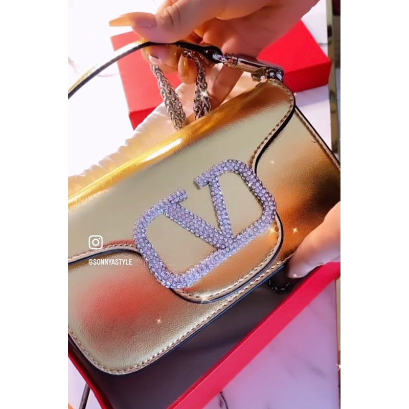 S392-VALENTINOO GARAVANI BAG