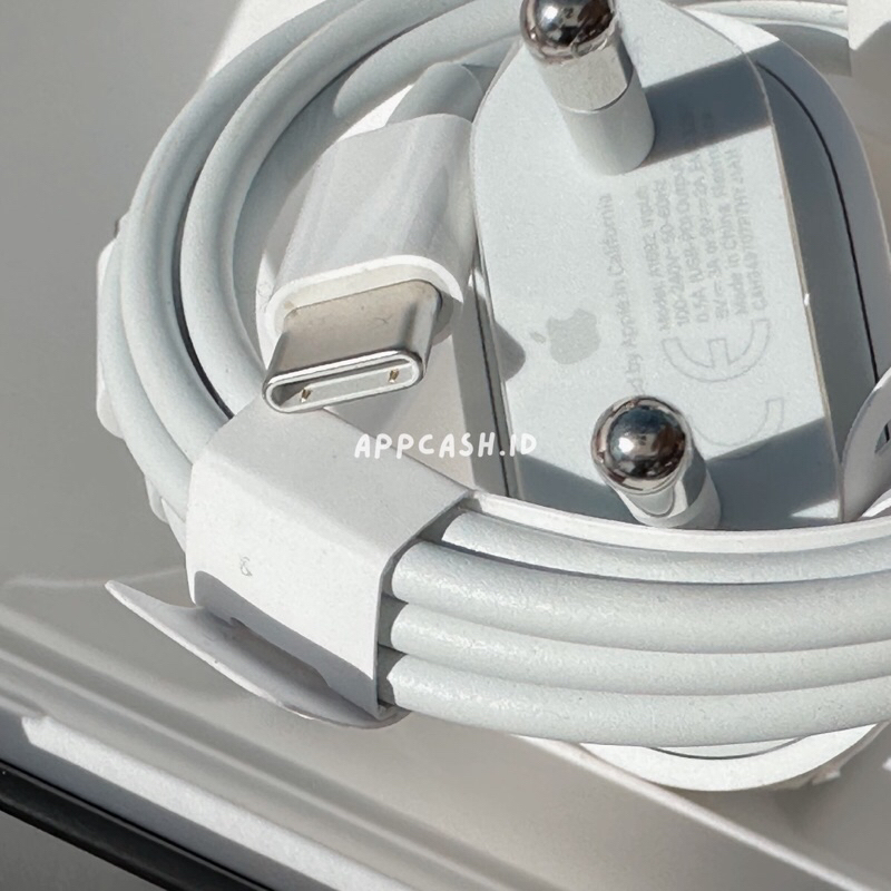 Charger iphone type C iphone original apple adapter 18 wat bawaan iphone 11 pro mac series