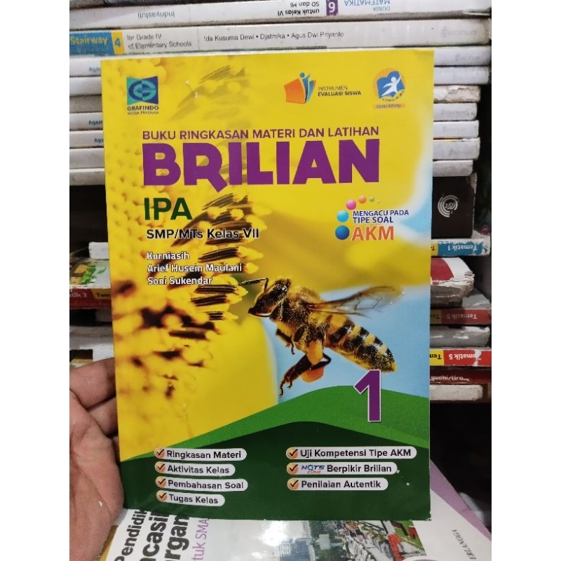 BUKU BRILIAN IPA/ILMU PENGETAHUAN ALAM/AKM KELAS 7/VII/1 SMP/MTS