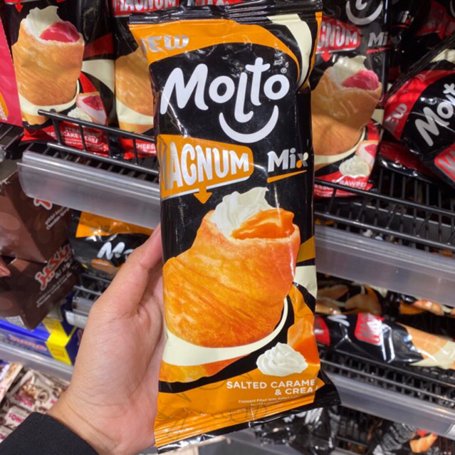 

MOLTO MAGNUM MIX SALTED CARAMEL & CREAM | ROTI CROISSANT MESIR