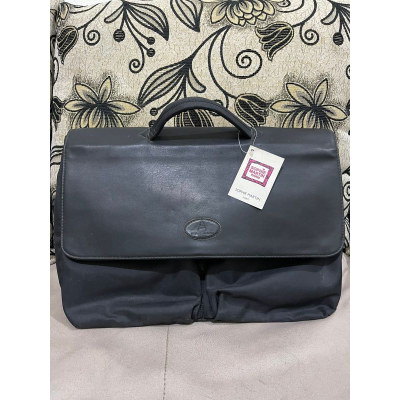 Cuci Gudang Tas Laptop