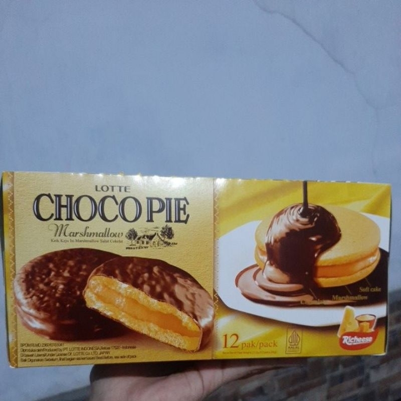 

Lotte Choco Pie Marshmallow 1 Box Isi 12pcs Keik Keju Coklat Isi Marshmallow Salut Cokelat Soft Cake Richeese Halal Lembut