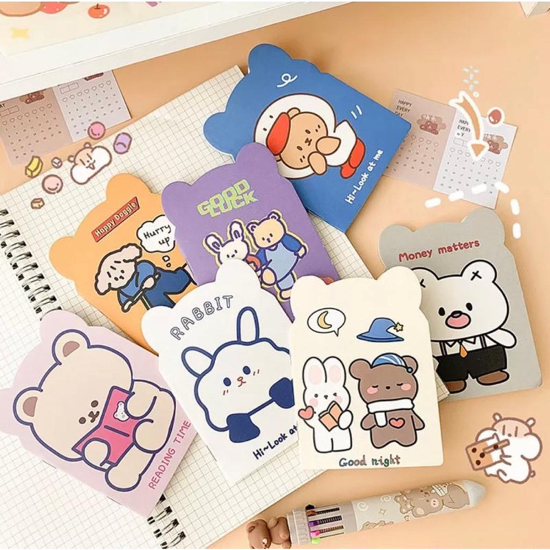 

NOTE MINI KARAKTER BENTUK BEAR MOTIF CARTOON / DIARY MINI PORTABLE MOTIF KARAKTER LUCU BERTELINGA
