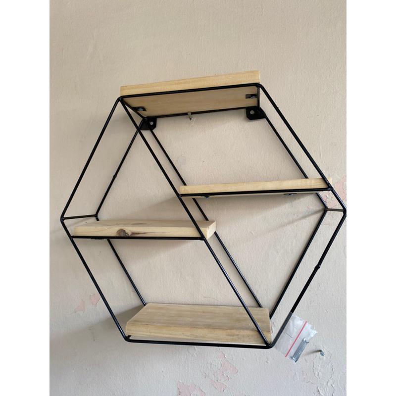 Rak Dinding Besi hexagonal Gold black