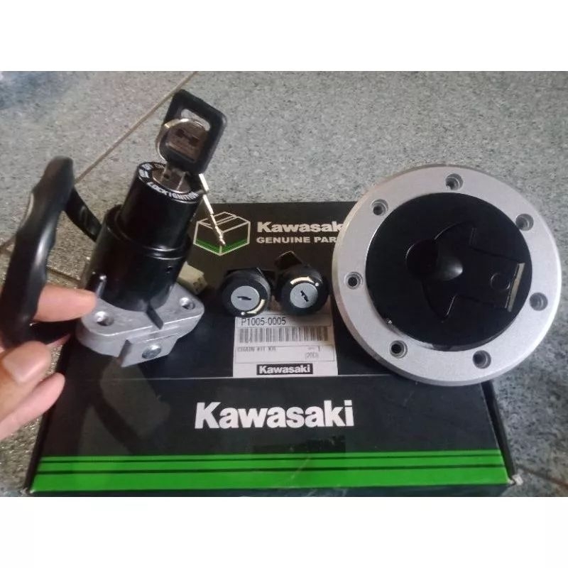 KUNCI KONTAK SET 2TAK NINJA R KAWASAKI