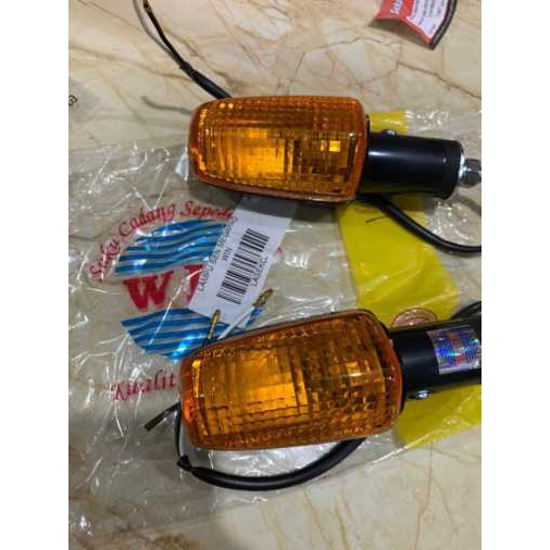 Lampu Sen Depan Honda MEGAPRO Lampu Sein Depan honda MEGAPRO - MF VARIASI MOTOR