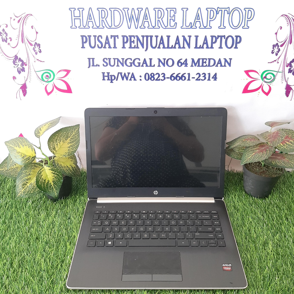 HP 14 AMD A9-9125 RAM 4GB SSD 256GB AMD R5 2GB