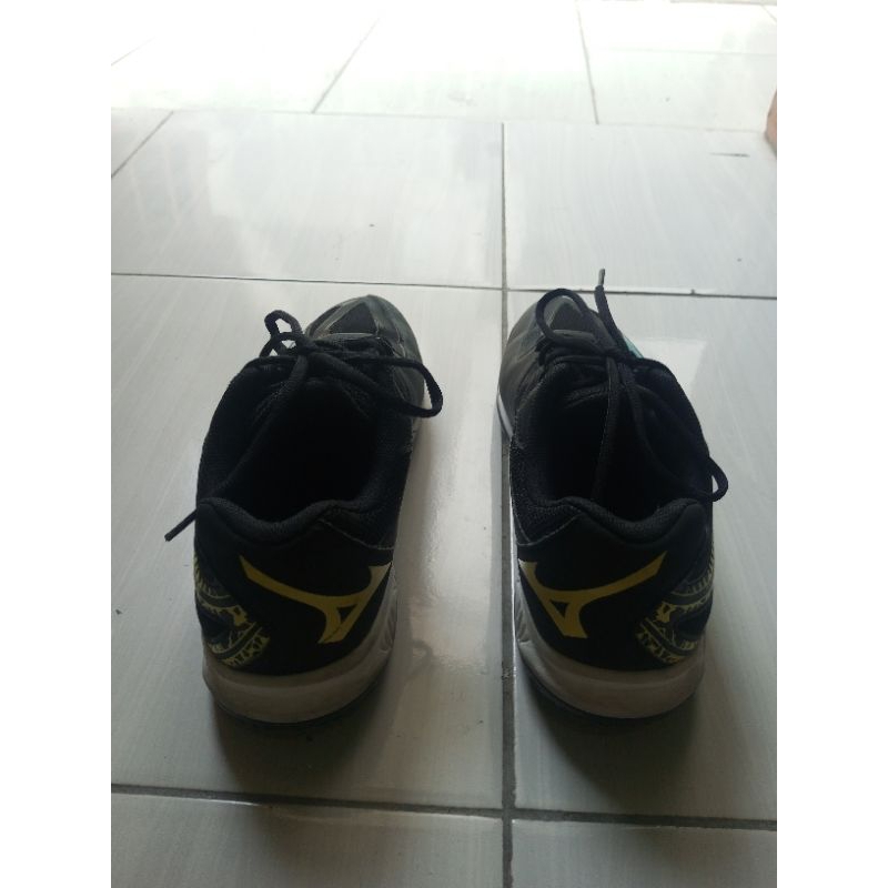 Mizuno Sepatu Voli Thunder Blade 2 Black Blue no 41 Original
