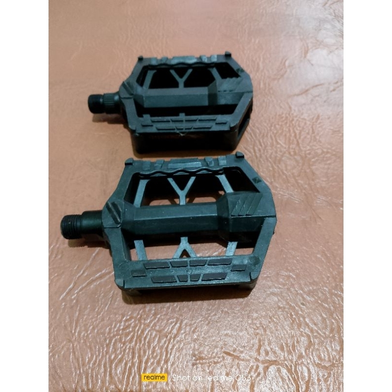 Pedal Sepeda AS Besar & AS kecil