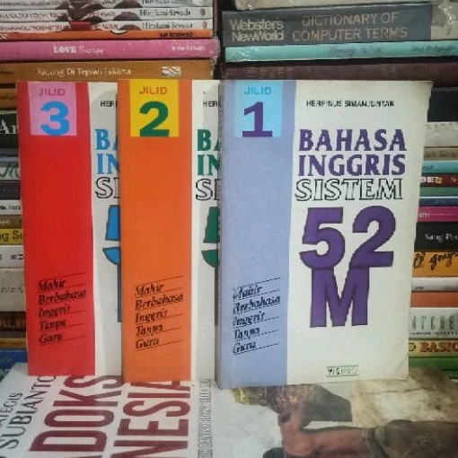 Buku Original BAHASA INGGRIS SISTEM 52 M JILID 1,2,3 HERPINUS SIMANJUNTAK Buku Bekas