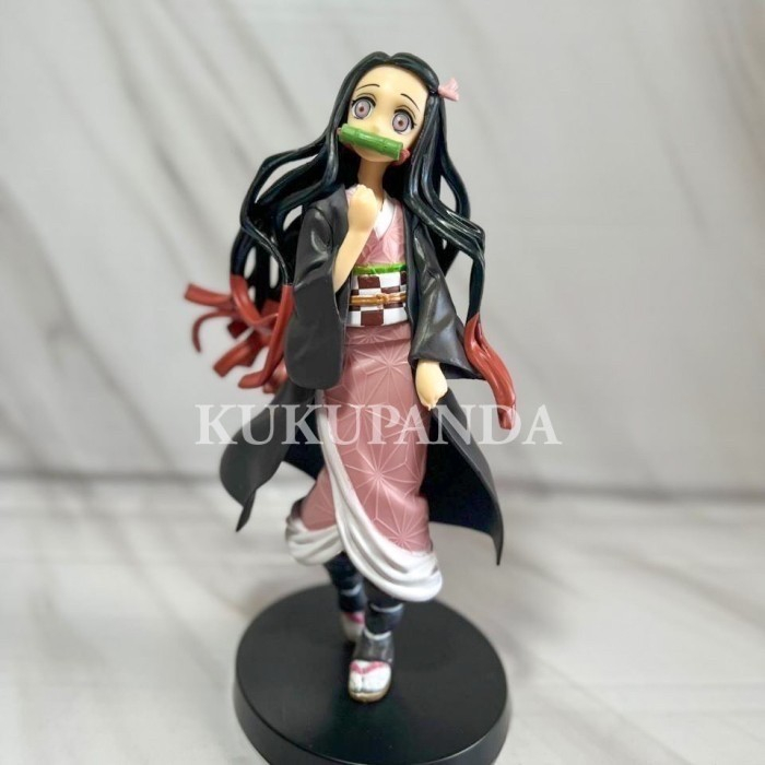 Action Figure Demon Slayer / Kimetsu No Yaiba Nezuko kamado with box
