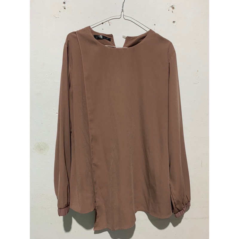 Preloved Atasan Kyoya