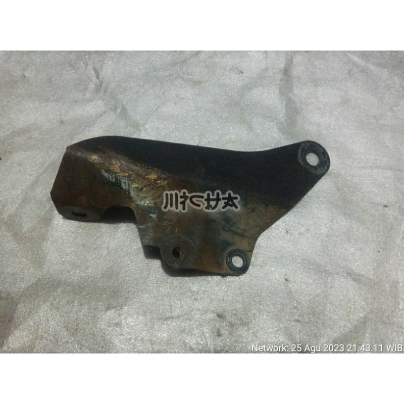 bracket breket braket pegangan kenalpot kenapot STAY MUFFLER Yamaha Jupiter z 110 old lama original 