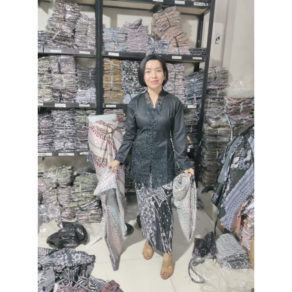 KEBAYA ENCIM LENGAN PANJANG BORDIR SENADA//KEBAYA ENCIM HITAM// KEBAYA BORDIR