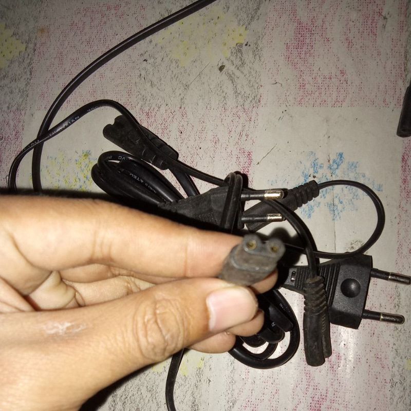 Kabel cas senter/radio