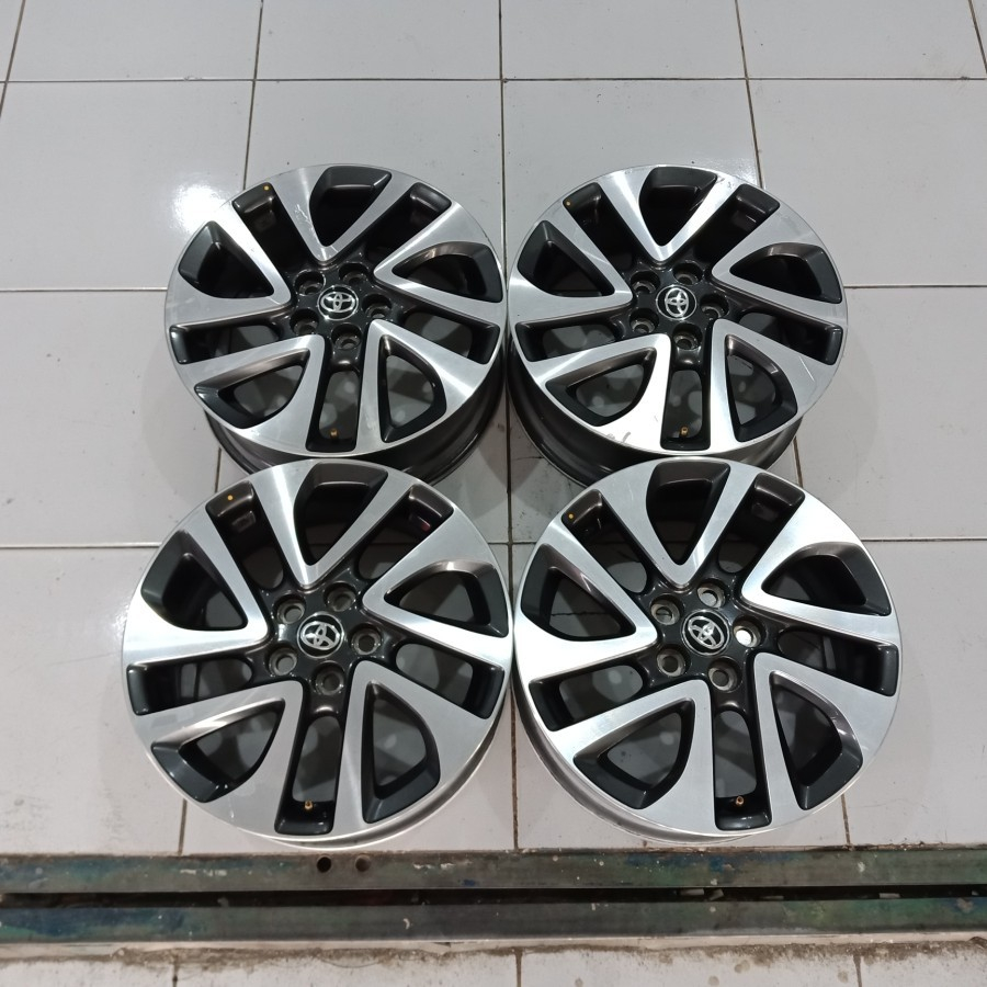 VELG MOBIL SECOND STANDAR SIENTA RING 16 PCD 5X100
