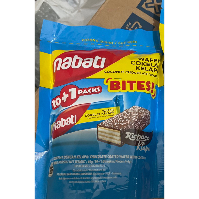 

Nabati Bites isi 10 Choco Kelapa