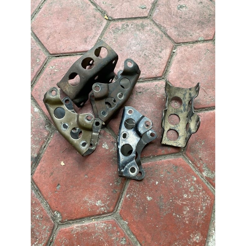 pangkon mesin megapro