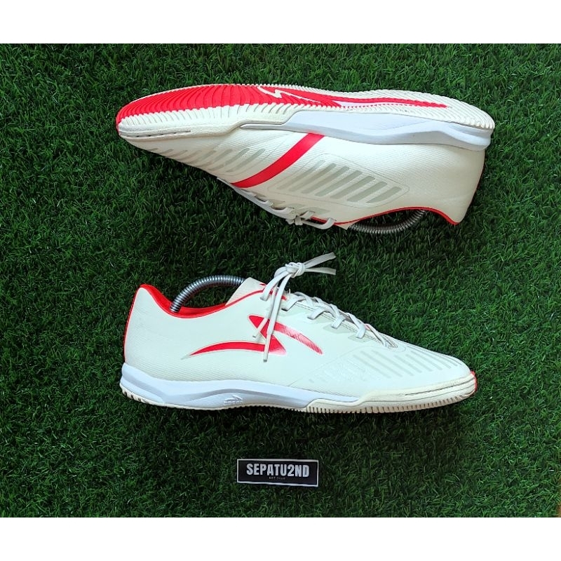 SPECS SWERVO HYDRA PRO IN