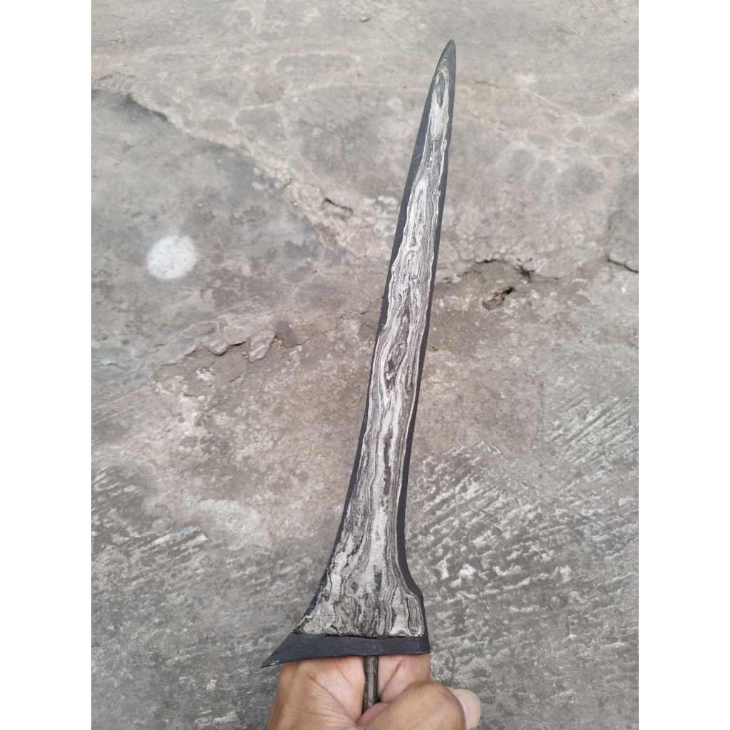 Keris Lurus Brojol Pamor Wahyu Tumurun