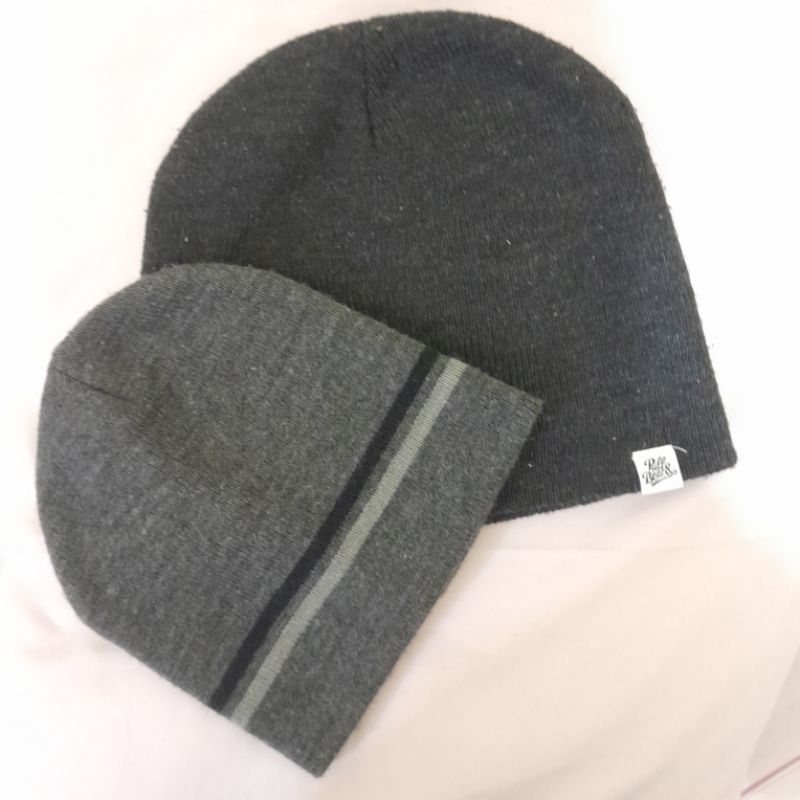 Beanie kupluk take all pull & bear cedar wood state