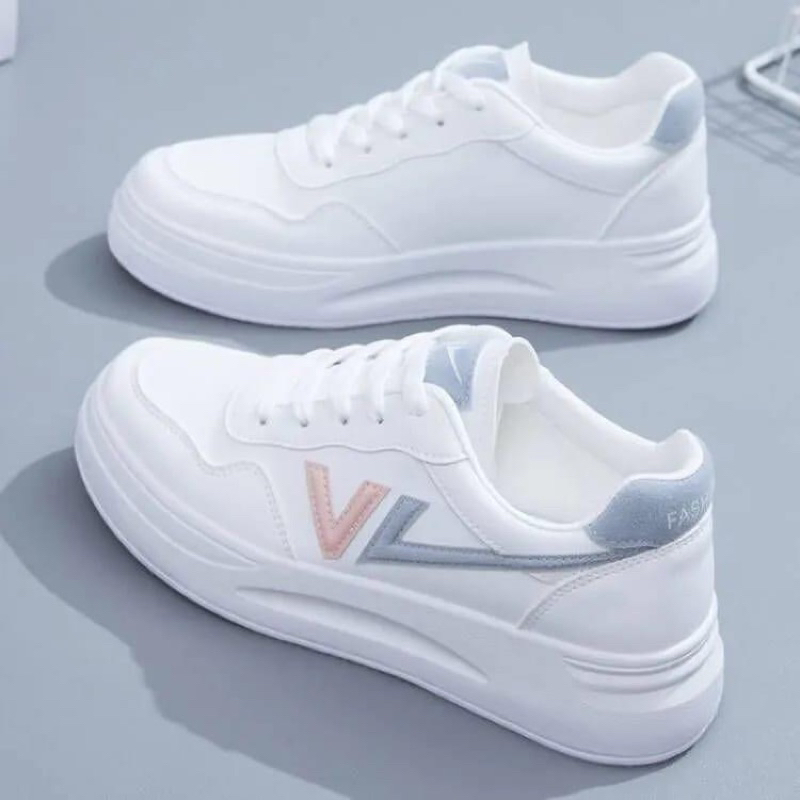 Sepatu wanita sepatu sneakers wanita sepatu sekolah wanita sepatu polos kuliah sepatu model terbaru 