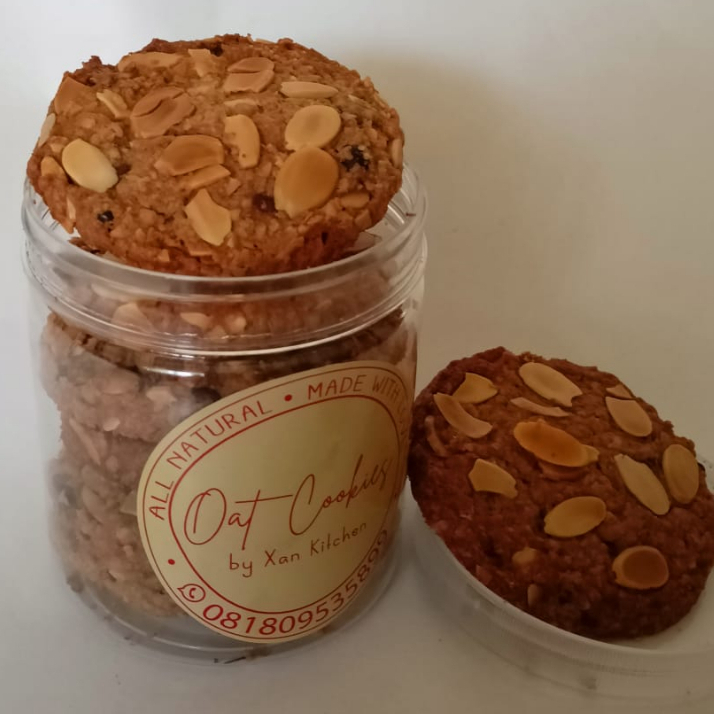 

Oat Cookies Chocolate Almond by Xan Kitchen